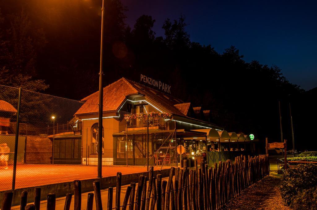 Penzion Park Lasko Exterior photo