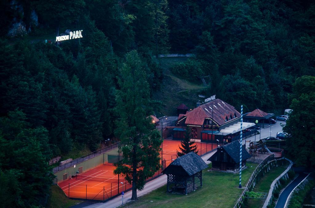 Penzion Park Lasko Exterior photo